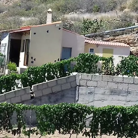 Casa Cueva Y Casita Rural El Perucho Hébergement de vacances *